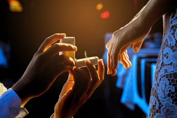 چگونه برنامهریزی کنیم برای مراسم عقد سر سفره؟ عقد