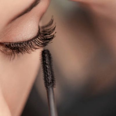 روش زیبایی “فر کردن مژه” بدون نیاز به فر مژه با آموزش