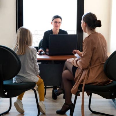 راهنمای تربیت یک کودک با رهبری و مدیریت