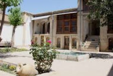 زیباترین خانه تاریخی آسیا در بروجرد زیباترین خانه تاریخی آسیا در بروجرد