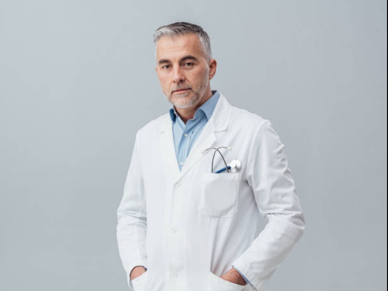 معرفی بهترین پارچه روپوش پزشکی و اسکراب های جدید