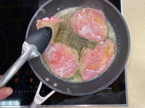 اسکالوپینه پرتقالی