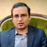 تبلیغ ایمپلنت فوری دروغ است/سلبریتی‌ها حق تبلیغ خدمات پزشکی را ندارند