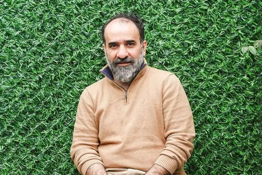 تصویر دیده نشده از رضا امیرخانی ساعاتی قبل از آخرین پروازش+ عکس