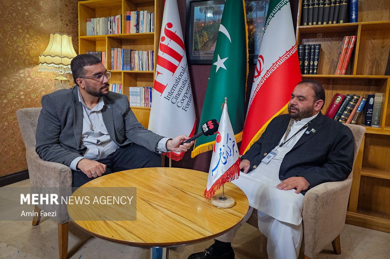 تفاهمنامه فرهنگی تهران-اسلامآباد امضا شد؛ ترجمه آثار اقبال به اردو کهچی: امضای تفاهم نامه فرهنگی ایران و پاکستان؛ترجمه آثار اقبال به اردو