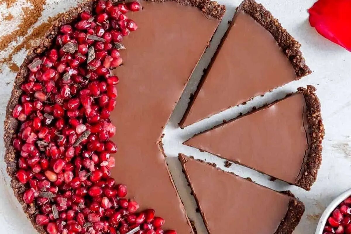 دسر شب یلدا با بیسکویت و شکلات + روش تهیه دسر شب یلدا با بیسکویت و شکلات + روش تهیه