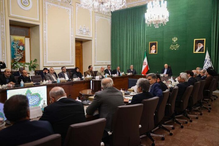 رئیس دانشگاه تهران: وضعیت مالی دانشگاه‌ها هر سال بدتر می‌شود