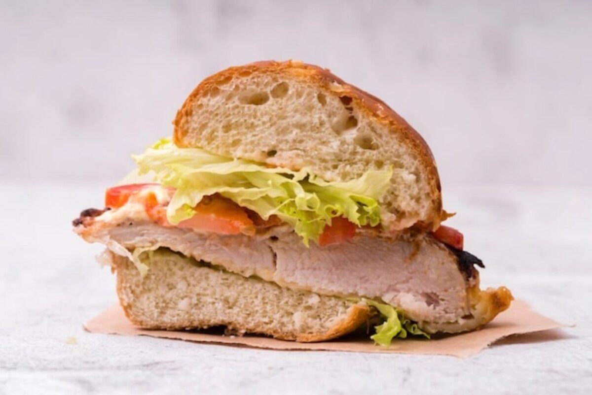 طرز تهیه ۱۰ غذای رژیمی با مرغ/ انتخابی سالم و سبک برای محل کار