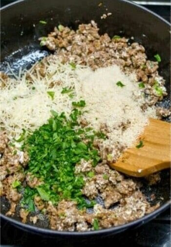 قارچ شکم پر ؛ پیش غذایی که مهمانان عاشقش می شوند