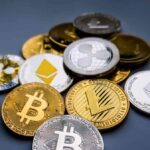 قیمت ارز‌های دیجیتال امروز شنبه ۱۵ آذر ۱۴۰۴ / بیت کوین و اتریوم نوسان جزئی تجربه کردند