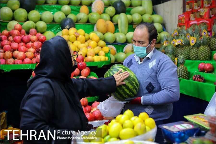 هندوانه شب یلدا را به شرط چاقو نخرید! ؛ راه تشخیص هندوانه رسیده و شیرین | چرا خوردن این آبدار شیرین تابستانی در شب یلدا باب شد؟