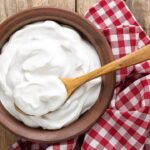 طرز تهیه ماست چکیده از ماست ؛ چکار کنیم ماست کشدار شود ؟ | ماست چکیده را با چی بخوریم ؟