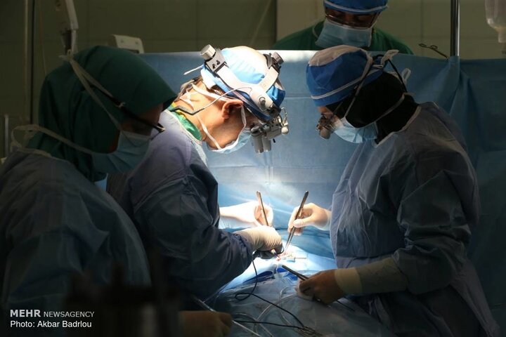 روایت تلاش پزشکان به عشق نجات جان کودکان در مناطق محروم