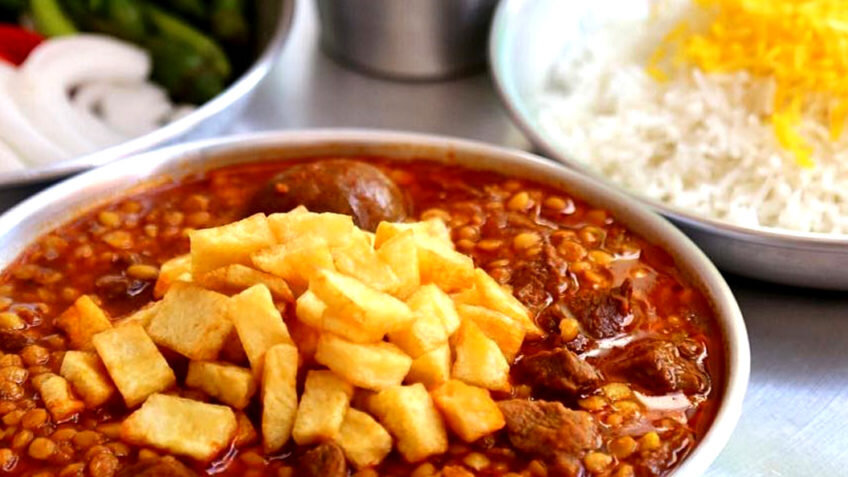 طرز تهیه خورشت قیمه لعاب دار برای ۴ تا ۶ نفر | چی کار کنیم قیمه تلخ نشود؟ ؛ فوت و فن پخت کامل لپه طرز تهیه خورشت قیمه لعاب دار برای ۴ تا ۶ نفر | چی کار کنیم قیمه تلخ نشود؟ ؛ فوت و فن پخت کامل لپه