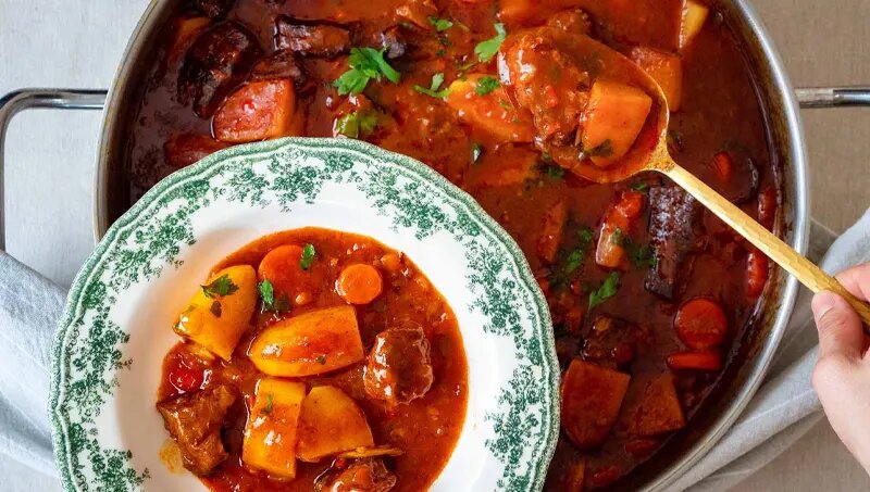 طرز تهیه خوشمزه‌ترین خورش‌ ایرانی؛ غذایی ملس و مجلسی