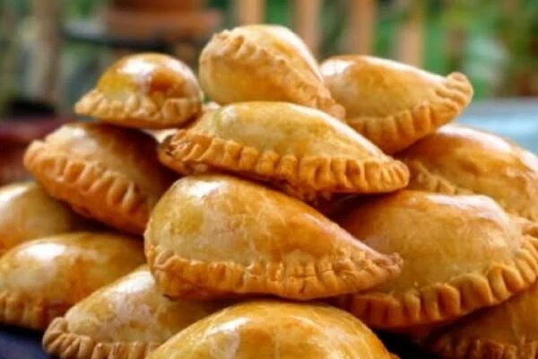 کسانی که هوس پیراشکی گوشت کردهاند، این آموزش فوری را از دست ندهند کسانی که هوس پیراشکی گوشت کردهاند، این آموزش فوری را از دست ندهند