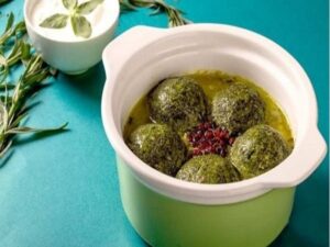 این کوفته شیرازی با همه کوفته‌ها فرق دارد؛ طرز تهیه کوفته سبزی مجلسی