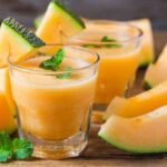 طرز تهیه اسموتی طالبی؛ خنک، طبیعی و خوش عطر