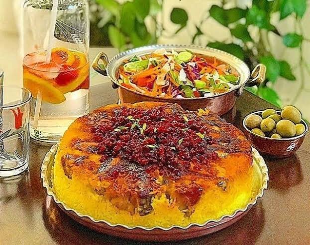 مرغ را ته قابلمه بچینید؛ این غذا محشر می‌شود!