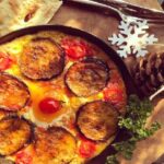 ورقه گیلانی؛ ساده‌ترین غذایی که می‌توان با بادمجان و گوجه پخت