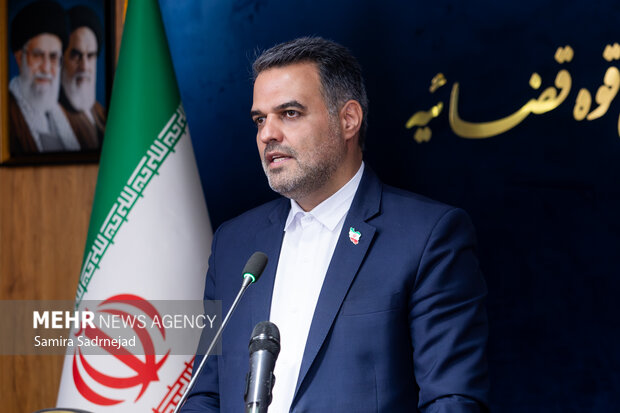 کاظمی: خسارت بیماران پروانه‌ای از محل اموال توقیف‌شده آمریکا پرداخت شد