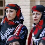 گُلوَنی؛ سربندی که از شادی تا سوگ، قصه فرهنگ و هویت لُرها را روایت می‌کند