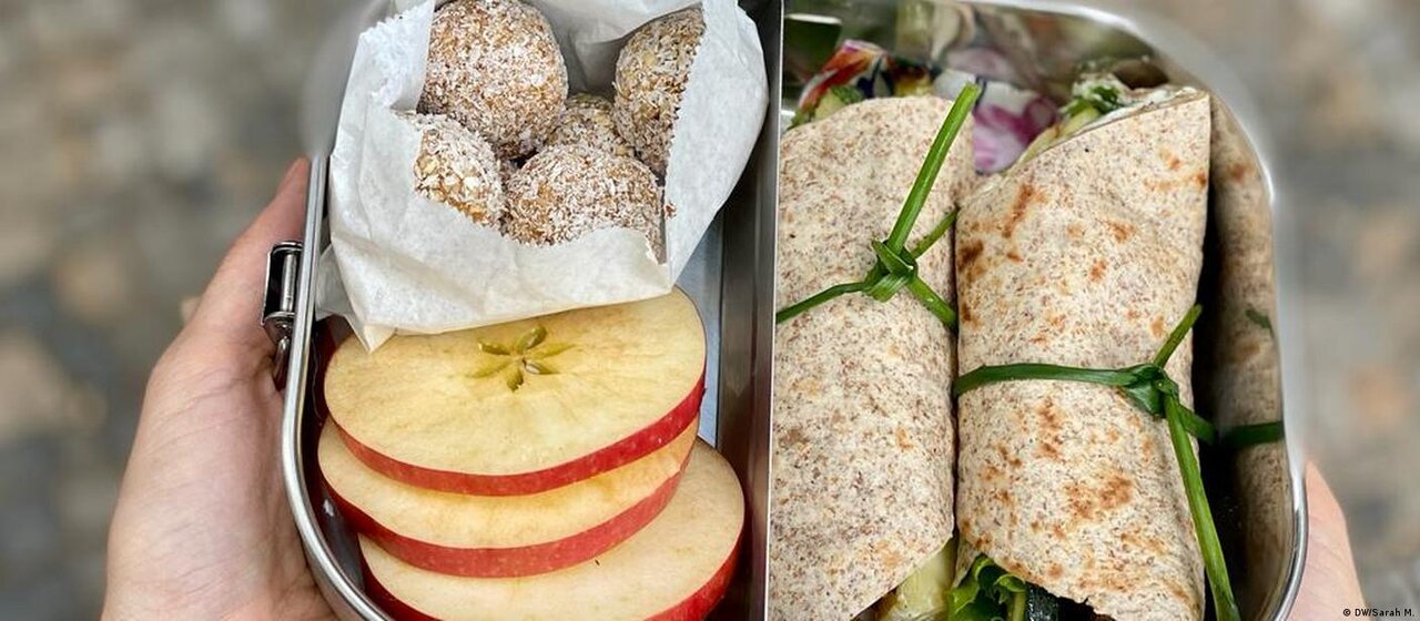 ۲ اسنک خوشمزه و ساده برای مدرسه بچهها؛ آماده در چند دقیقه! ۲ اسنک خوشمزه و ساده برای مدرسه بچهها؛ آماده در چند دقیقه!