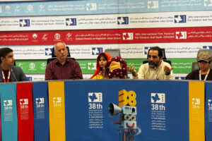 عروسک می‌تواند زبان تازه سینمای ایران برای ارتباط با کودک باشد