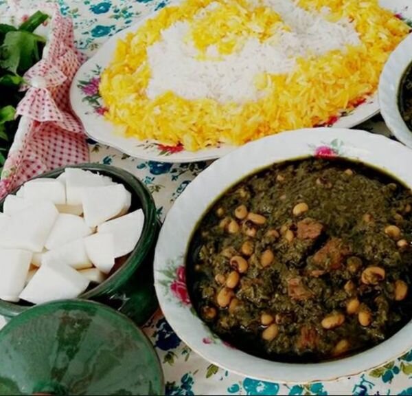 قورمه سبزی جنوبی چه فرقی با نسخه اصلی آن دارد؟ قورمه سبزی جنوبی چه فرقی با نسخه اصلی آن دارد؟